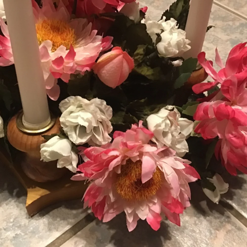 Silk Floral Centerpiece Wooden Heart Candle Stand Centerpiece